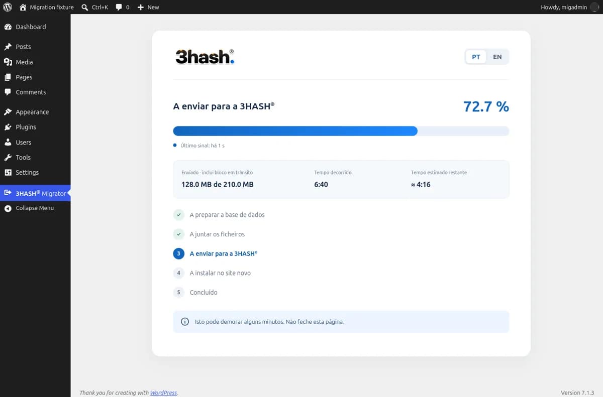 Ecrã real do plugin: migração a decorrer, a 72,7 %.